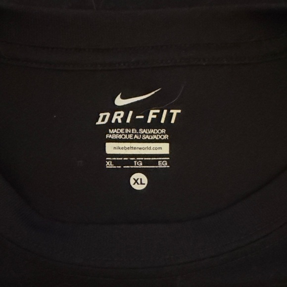 kids nike shirt - Picture 2 of 2